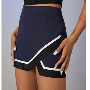 Poster Girl Cheer Skirt, M, NWT